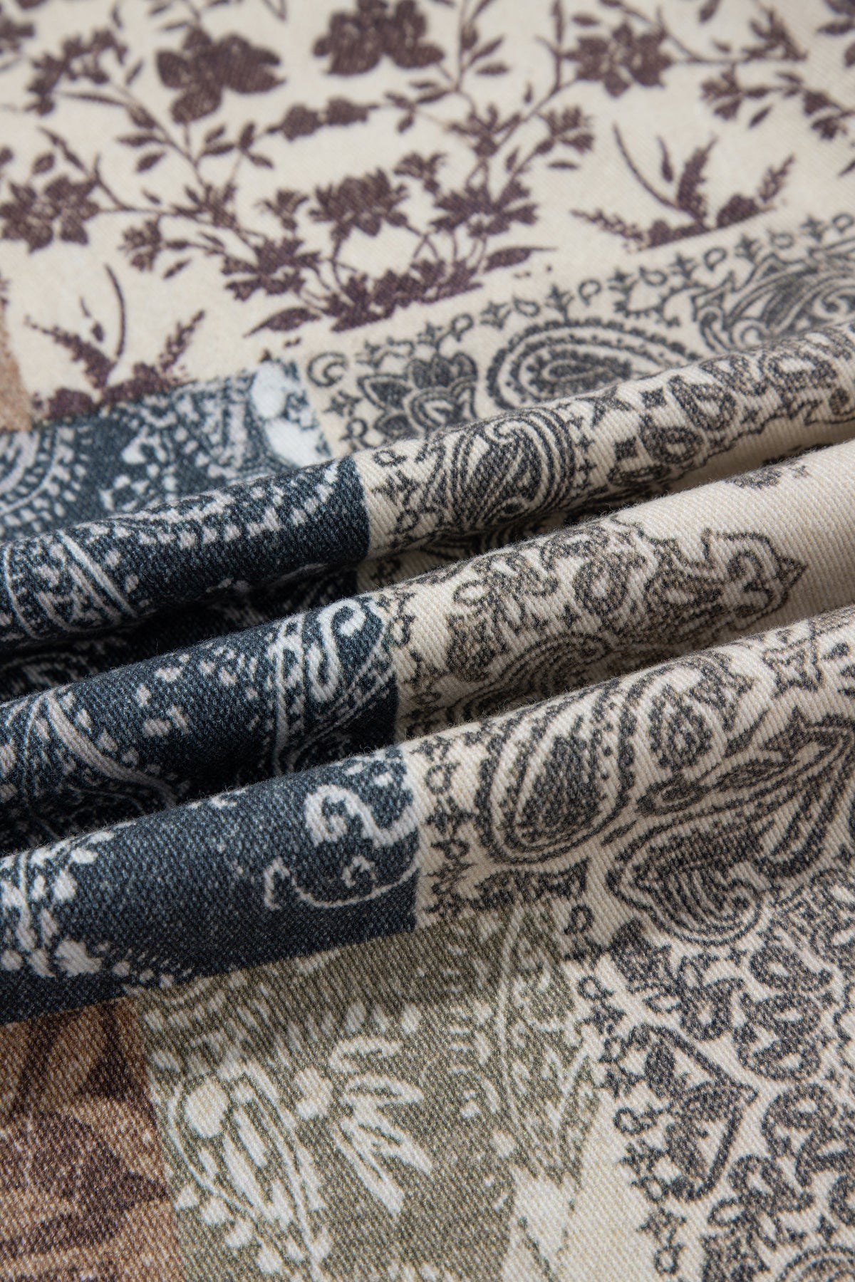 Khaki Patchwork Print Casual Shift Jeans